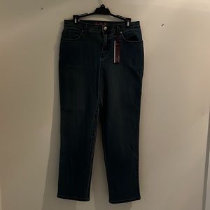 Straight Leg Jeans with embellished pockets